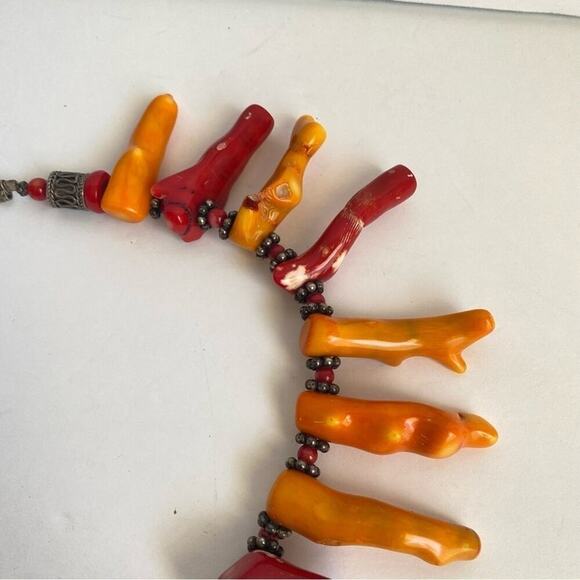 Coral Branch Necklace HUGE Beads Dyed Red Orange Maximalist Iris Apfel Vintage - Picture 3 of 13